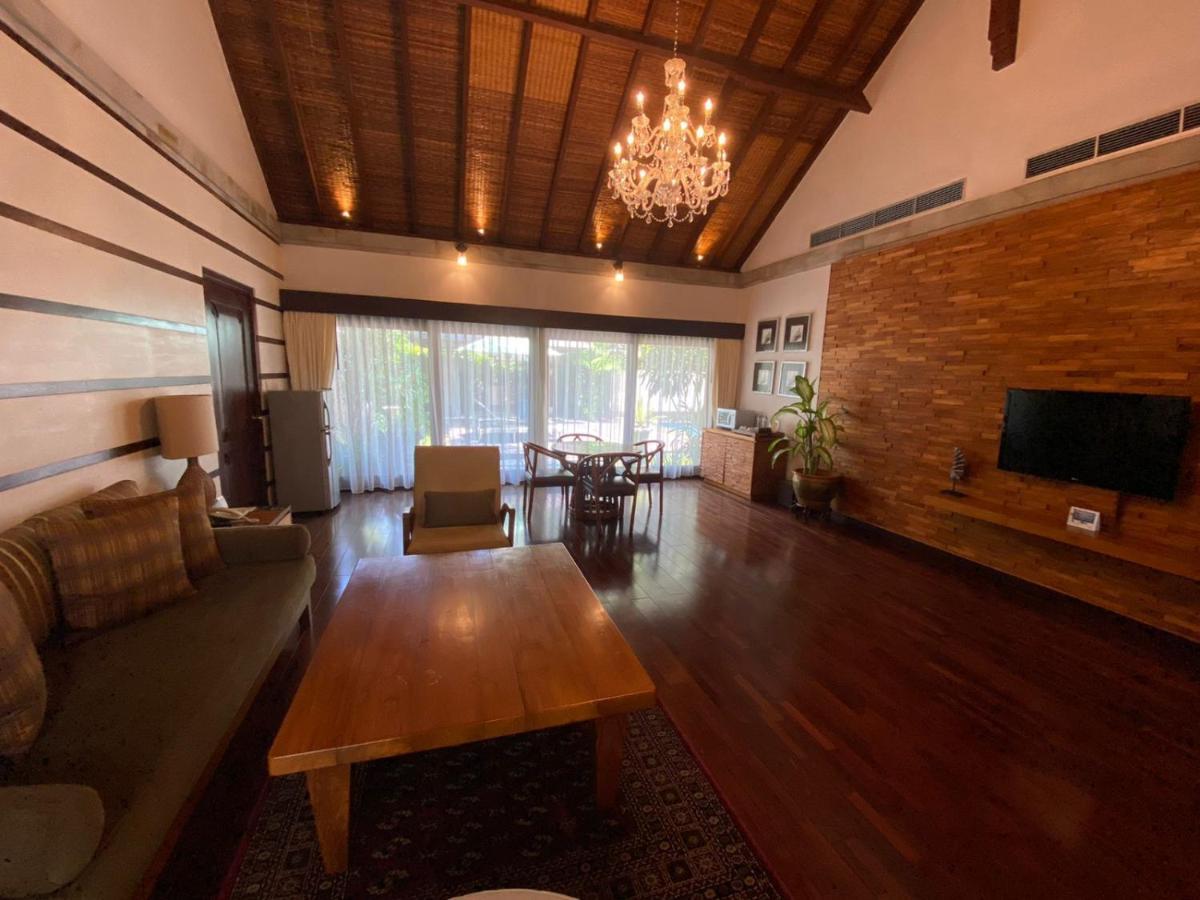 Bintang Bali Villa Kuta  Exterior photo