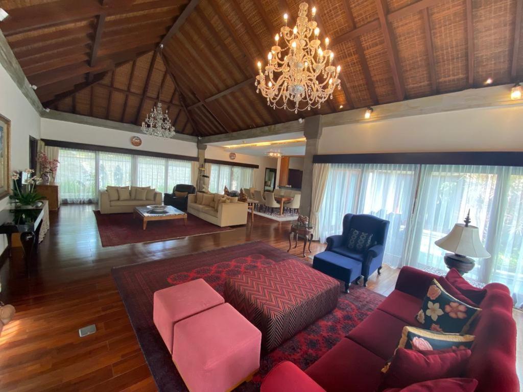 Bintang Bali Villa Kuta  Exterior photo