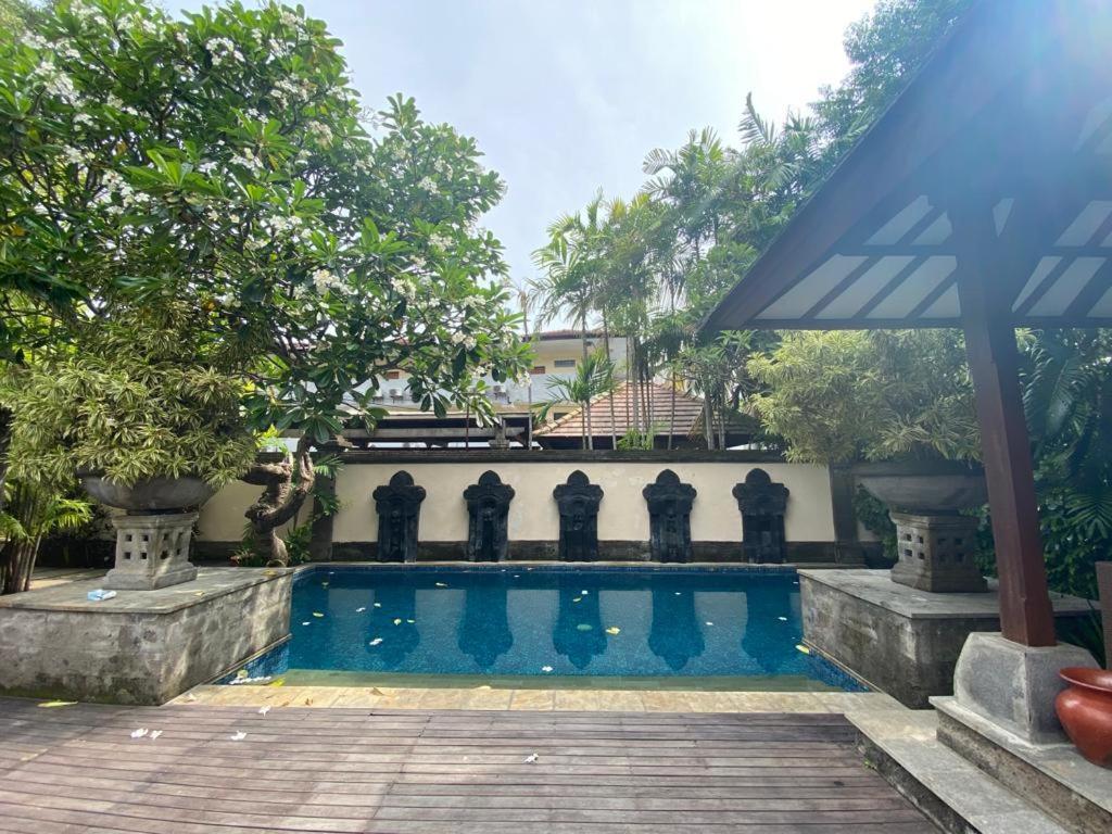 Bintang Bali Villa Kuta  Exterior photo