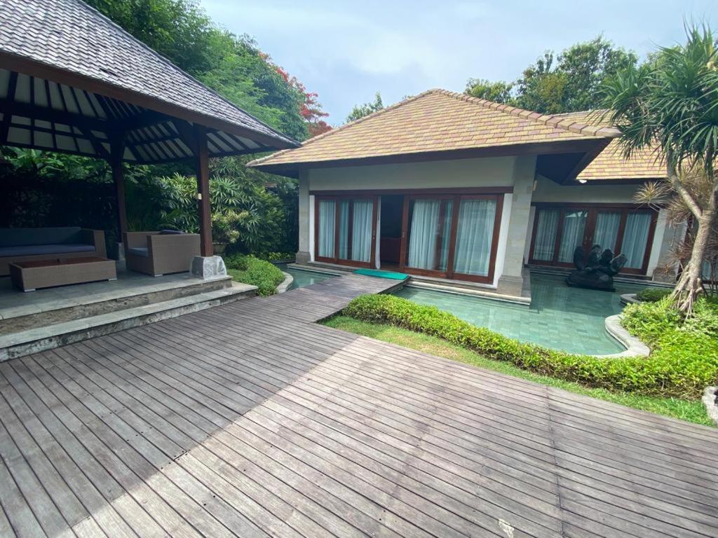 Bintang Bali Villa Kuta  Exterior photo